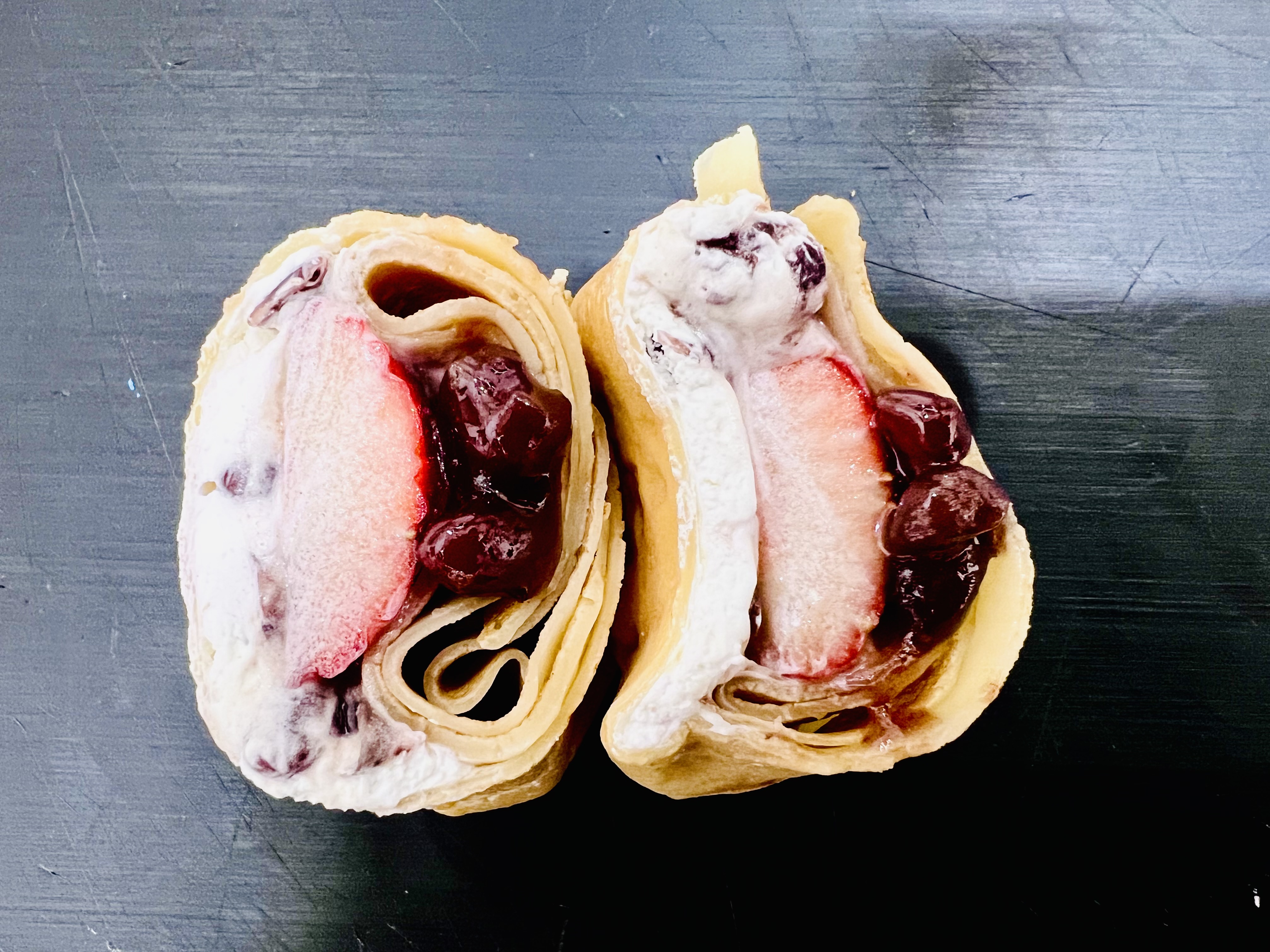 いちご小豆あんクリーム